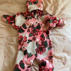 Patagonia fleece bunting 0-3 months